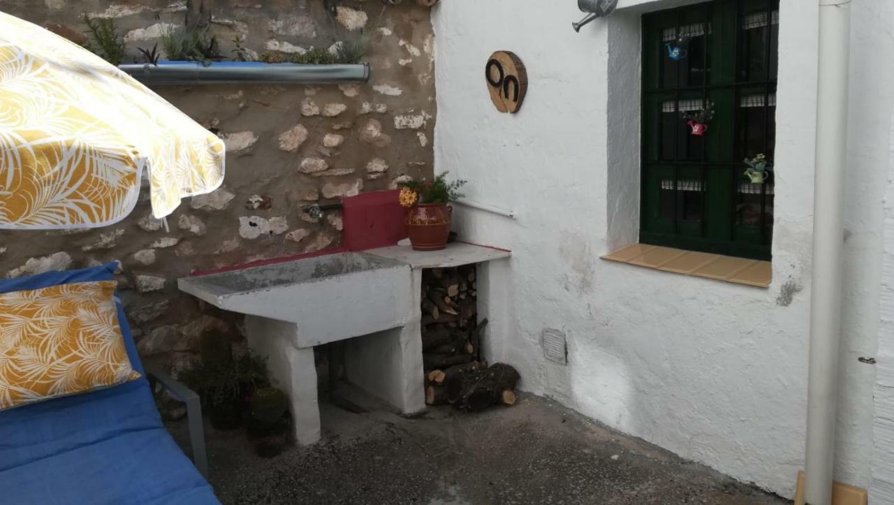 La Casita De Piedra Villa Villanueva del Rosario Екстериор снимка